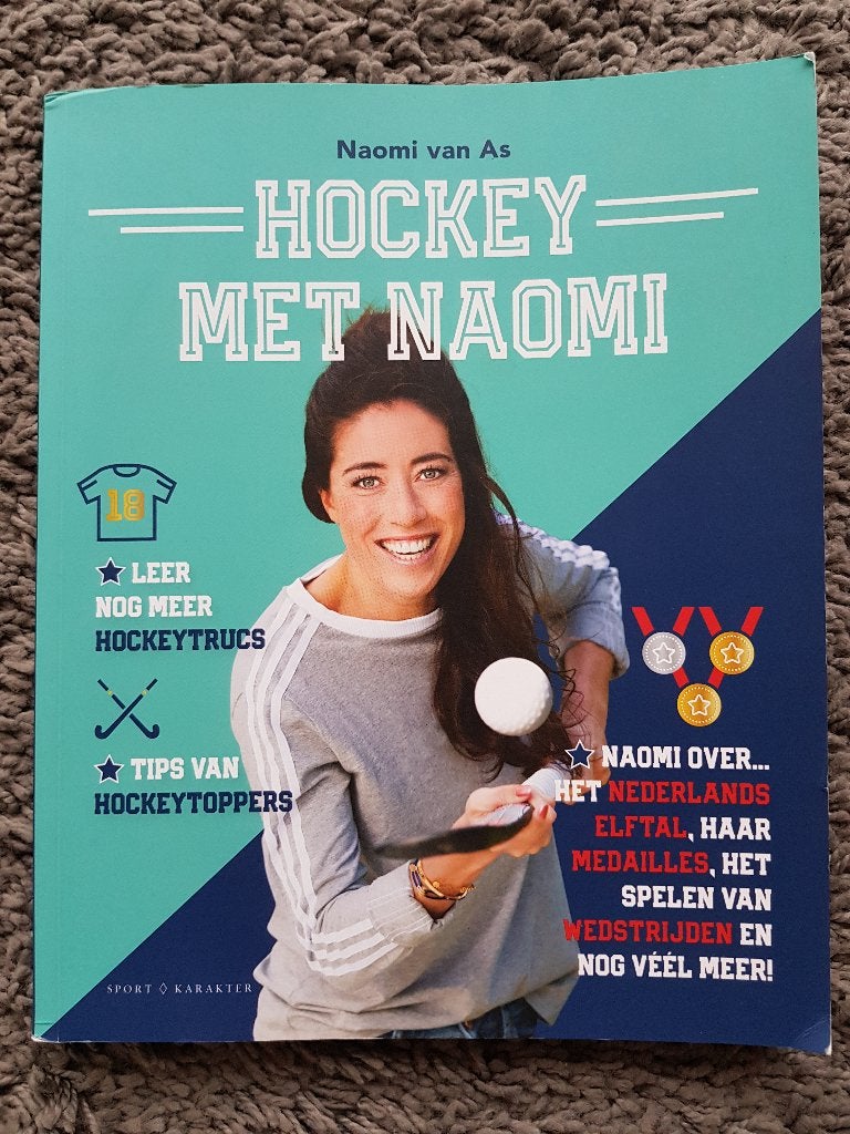 Boek : Hockey met Naomi -- Naomi van As, Ophalen of Verzenden, Gelezen, Naomi van As, Balsport