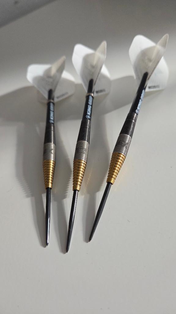 Dart pijlen Bull Massimo 20 gr, Ophalen of Verzenden, Zo goed als nieuw, Pijlen