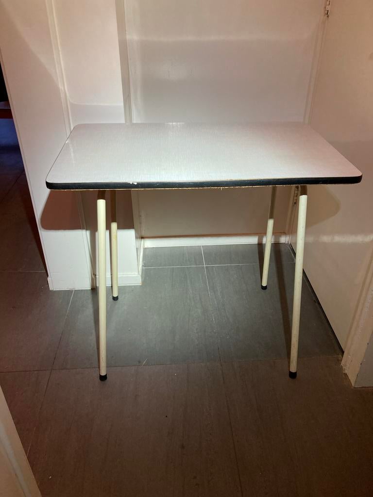 Retro Formica Tafel - Compact & Praktisch, Huis en Inrichting, Tafels | Eettafels, Gebruikt, 50 tot 100 cm, tot twee personen