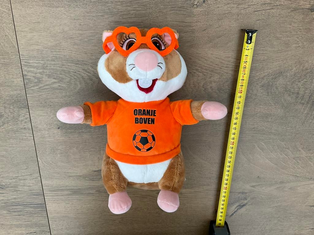 Nieuwe zgan Oranje Boven Voetbal hamster Albert Heijn, Albert Heijn, Ophalen