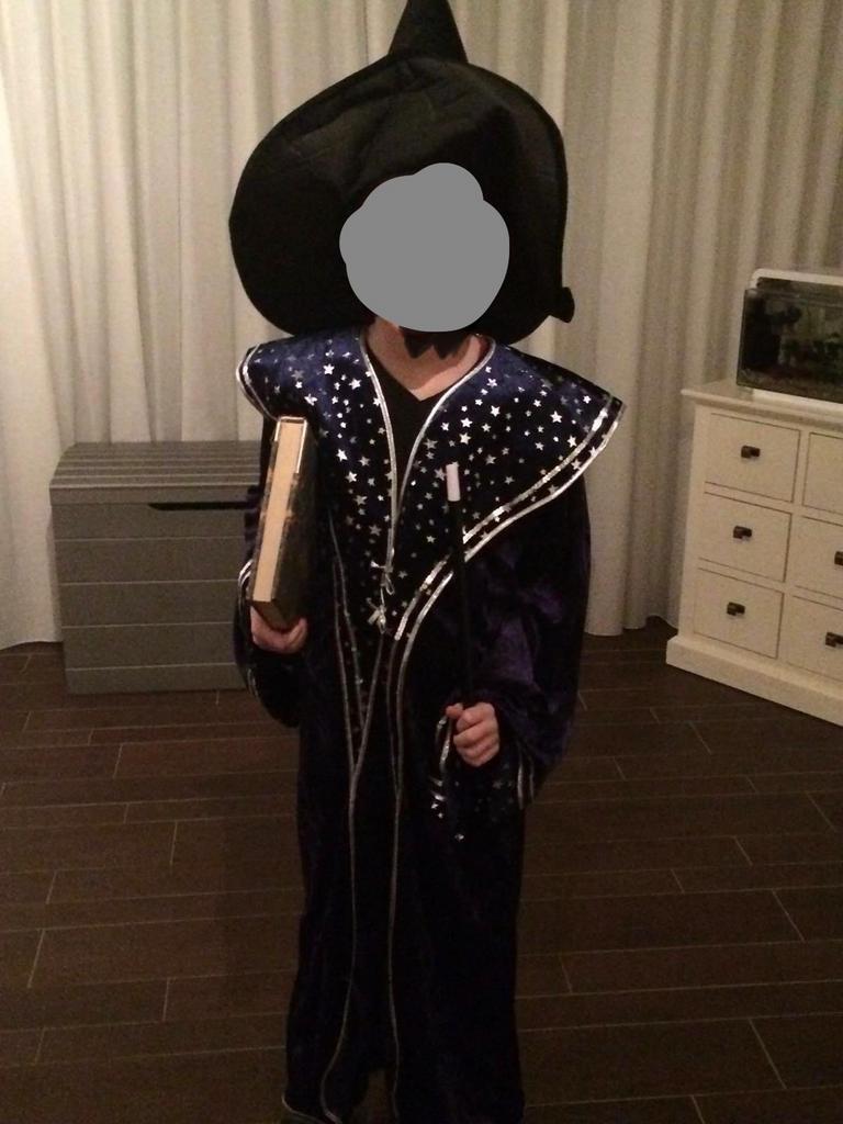 Tovernaar kostuum carnaval maat 140, Kinderen en Baby's, Carnavalskleding en Verkleedspullen, Zo goed als nieuw, Jongen of Meisje