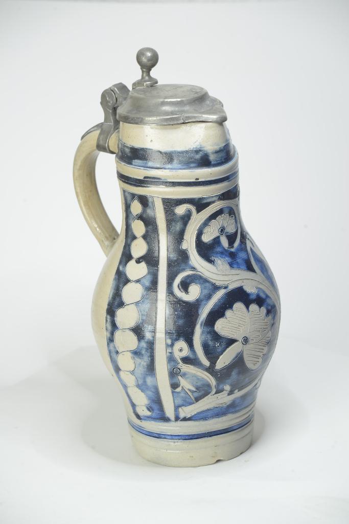Antieke Westerwald steengoed kruik, Ophalen of Verzenden