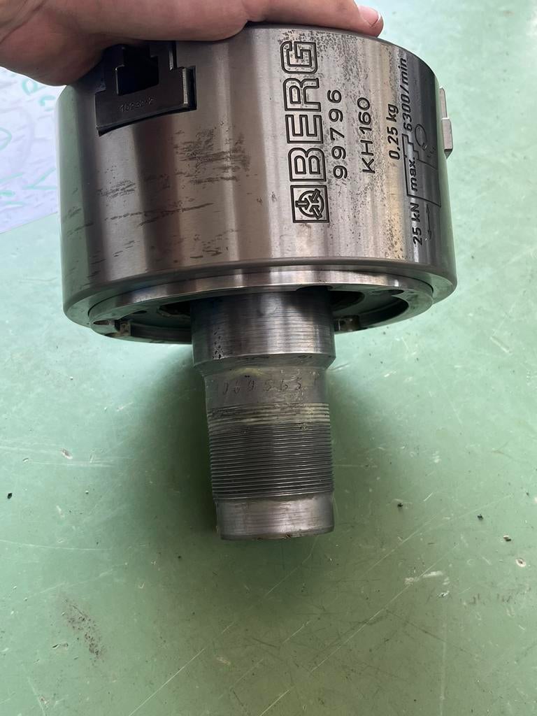 Berg KH160 automatische klauwplaat, Ophalen of Verzenden, Gebruikt, Metaaldraaibank, Minder dan 500 mm