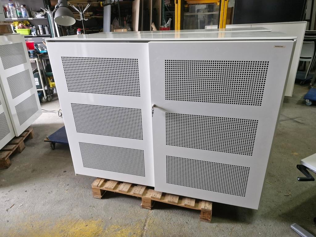 Zware Akoustisch schuifdeurkast 160b x 120h, Huis en Inrichting, Kasten | Roldeurkasten en Archiefkasten, Gebruikt, 150 tot 200 cm
