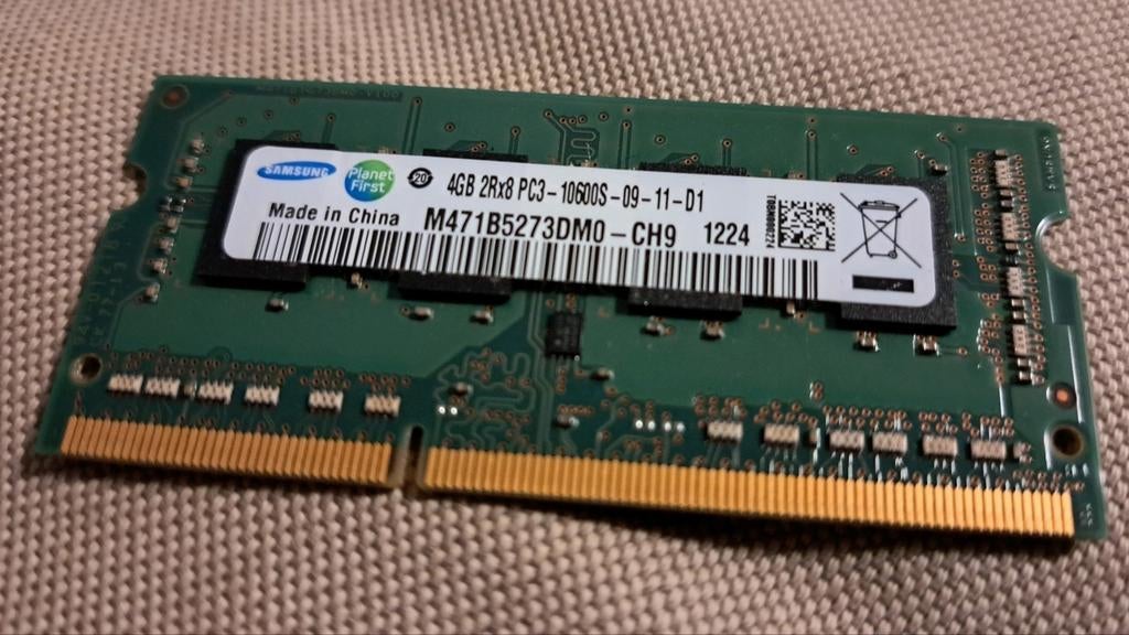 Samsung 4GB DDR3 SODIMM laptop-geheugenmodule, Computers en Software, RAM geheugen, Gebruikt, DDR3, Ophalen of Verzenden, Laptop