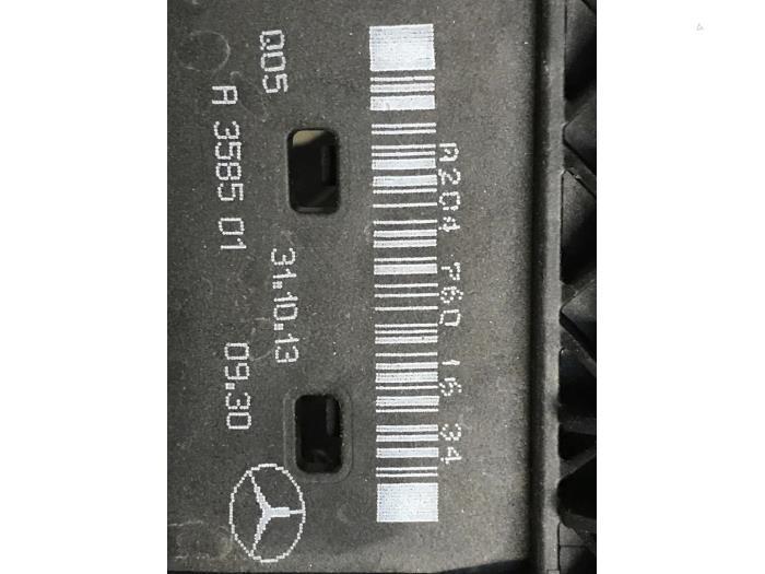 Deurslot Mechaniek 4Deurs rechts-voor van een Mercedes E-Kla, Gebruikt, -, Ophalen of Verzenden, -