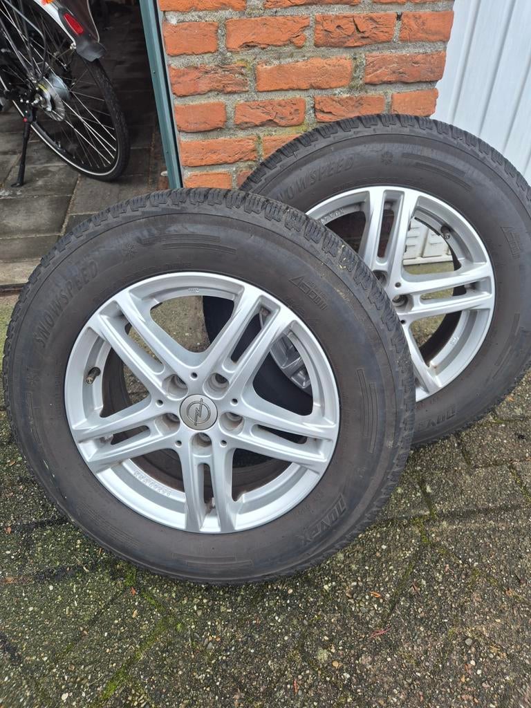 Winterbanden Opel Mokka - Originele Velgen, Auto-onderdelen, Banden en Velgen, Ophalen, 16 inch, Banden en Velgen, Winterbanden