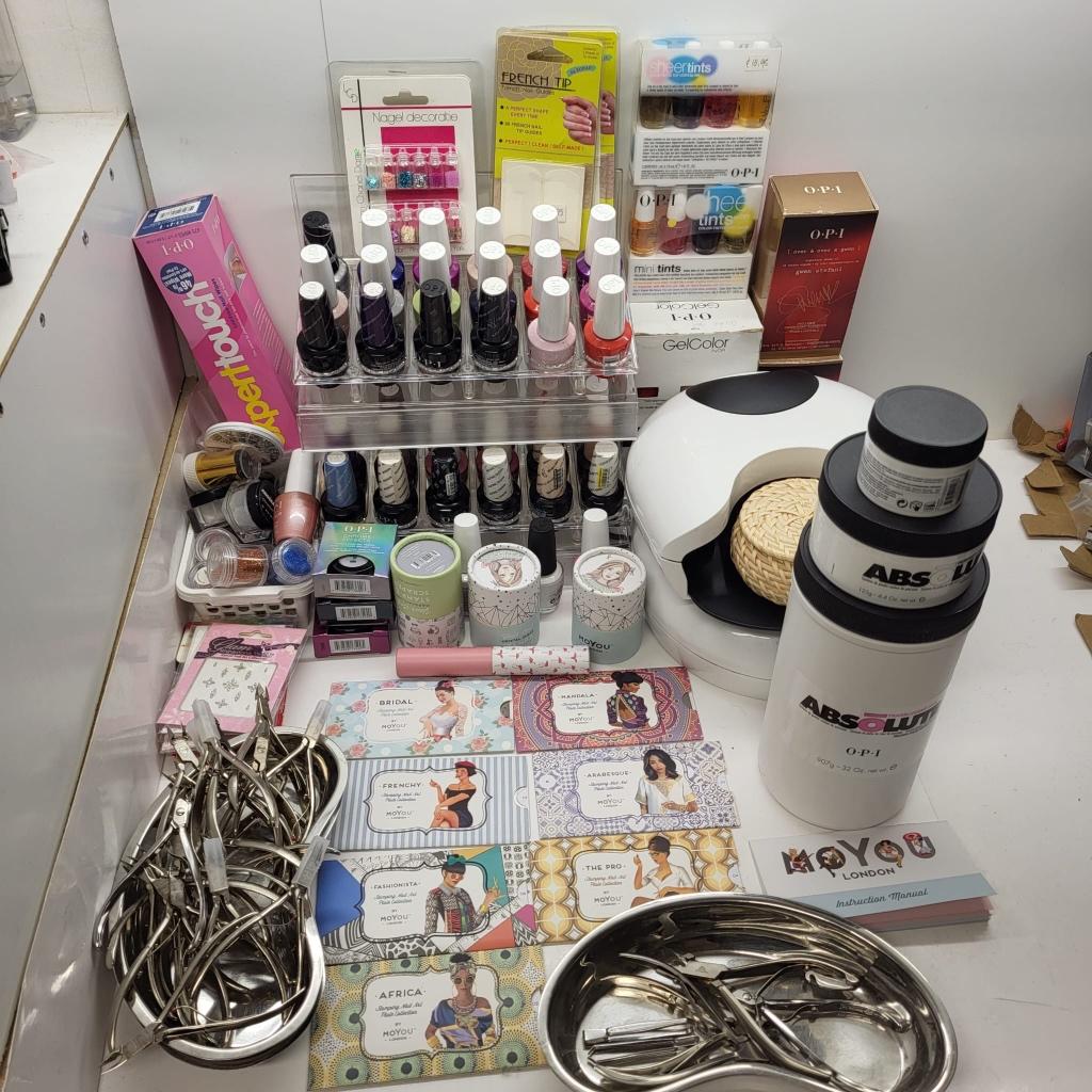 Grote OPI Nagelstudio Set met LED Lamp, Gebruikt, Overige kleuren, Ophalen of Verzenden, Handen en Nagels