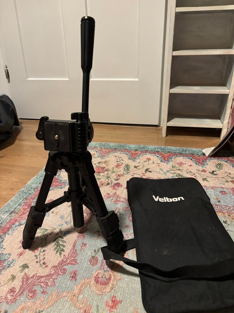 Compact Statief - Velbon, Gebruikt, Minder dan 150 cm, Met balhoofd, Ophalen of Verzenden