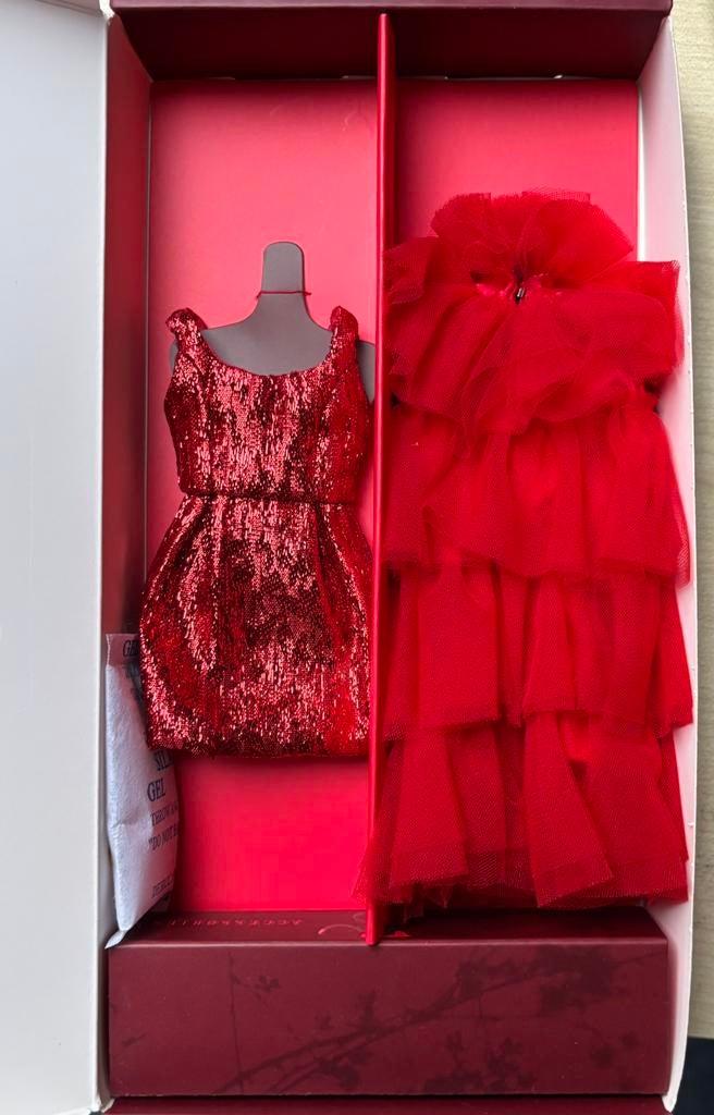 Fadhion Royalty Poppy parker seven sins outfit NRFB, Verzamelen, Poppen, Ophalen of Verzenden, Zo goed als nieuw, Fashion Doll