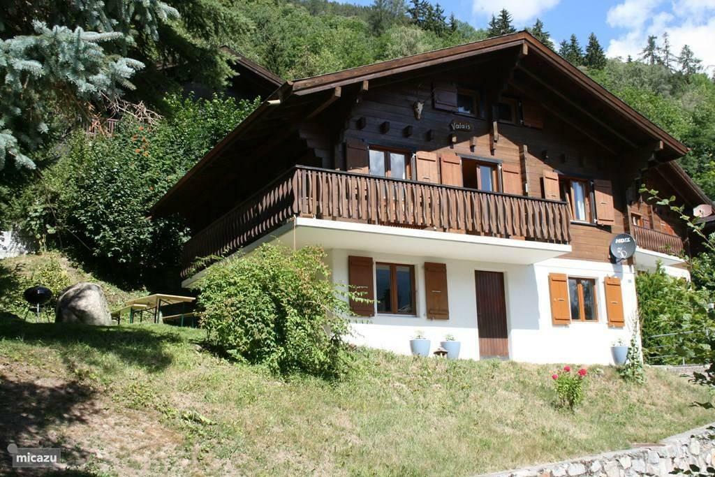 Te huur:Chalet Valais,  Fiesch ZW, Vakantie, Dorp, 2 slaapkamers, Overige typen, Wasmachine