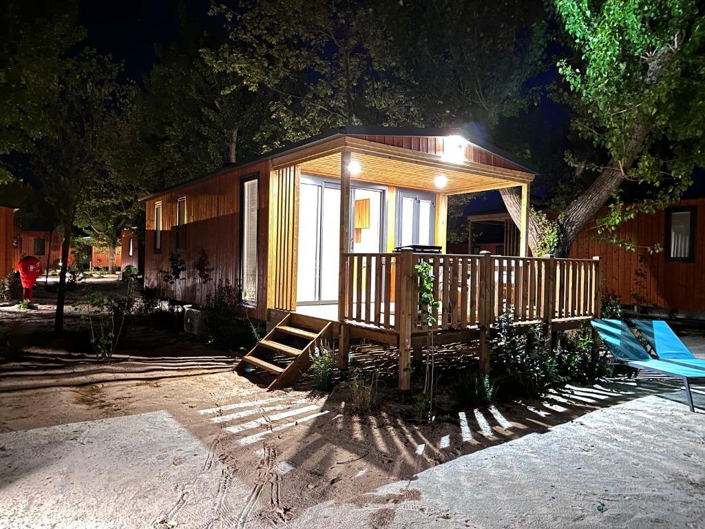 Mobilehomes Port Grimaud St Tropez Cote d'Azur zwembad, zee, Vakantie, Vakantiehuizen | Frankrijk, Provence en Côte d'Azur, Wasmachine