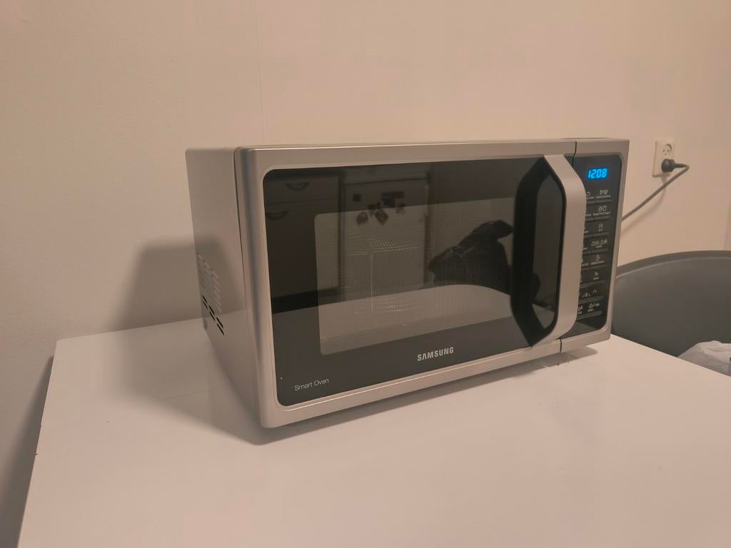 Combimagnetron Samsung in perfect conditions, Ophalen of Verzenden, Zo goed als nieuw, Combimagnetron