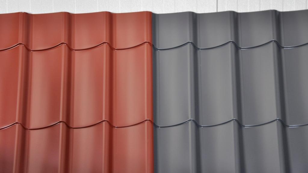 Dakpanplaten/dakpanprofielplaten, kleur zwart en grijs, Doe-het-zelf en Verbouw, Zwart, Nieuw, 15 m² of meer, Metaal