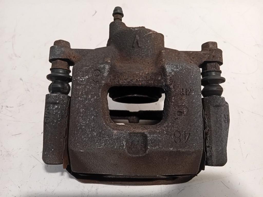 Remklauw rechts voor Toyota iQ, Onderdelen@venauto.nl, Van der Ven Autorecycling B.V., Gebruikt, Ettenseweg 76, 4706 PB Roosendaal, The Netherlands