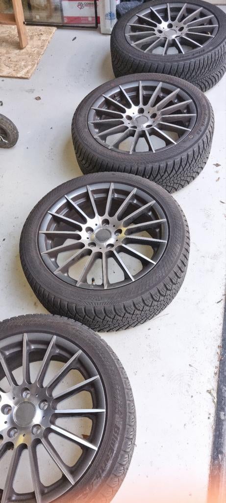 All seizoenen Yokohama Bluearth met Monaco Velgen - 17 inch, Auto-onderdelen, Banden en Velgen, Gebruikt, Banden en Velgen, 17 inch