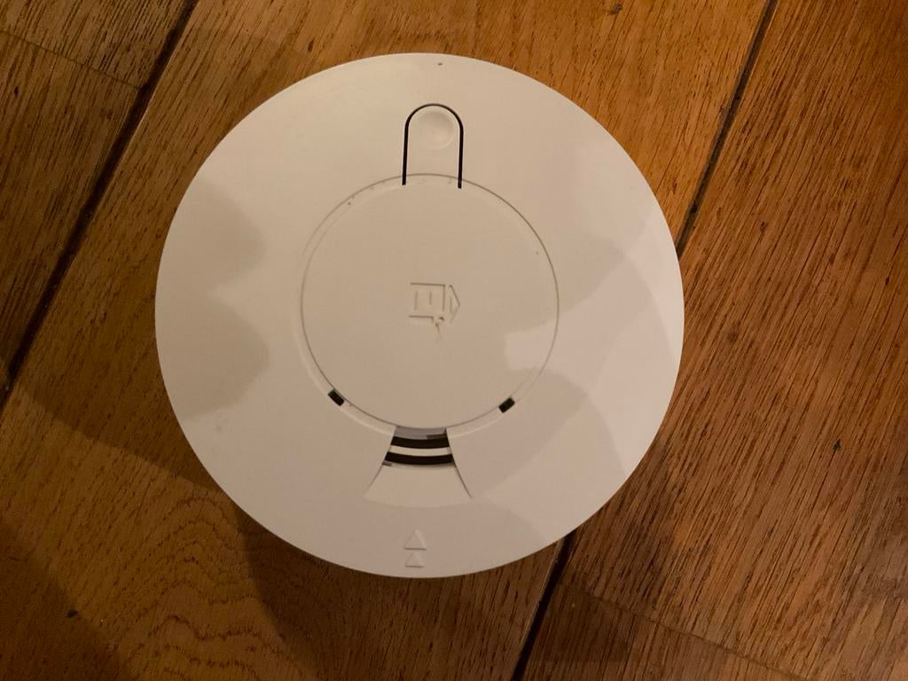 3 stuk EI 146e Rookmelders met EI 168 RF Sokkel, Doe-het-zelf en Verbouw, Alarmsystemen, Gebruikt, Detector, Sensor of Melder