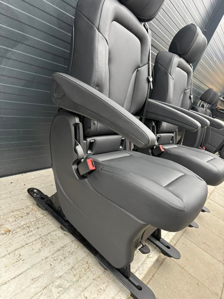 achter stoelen comfort Mercedes V-klasse camper Vito, Auto-onderdelen, Interieur en Bekleding, Ophalen, Tymtop5@gmail.com, 3161ek