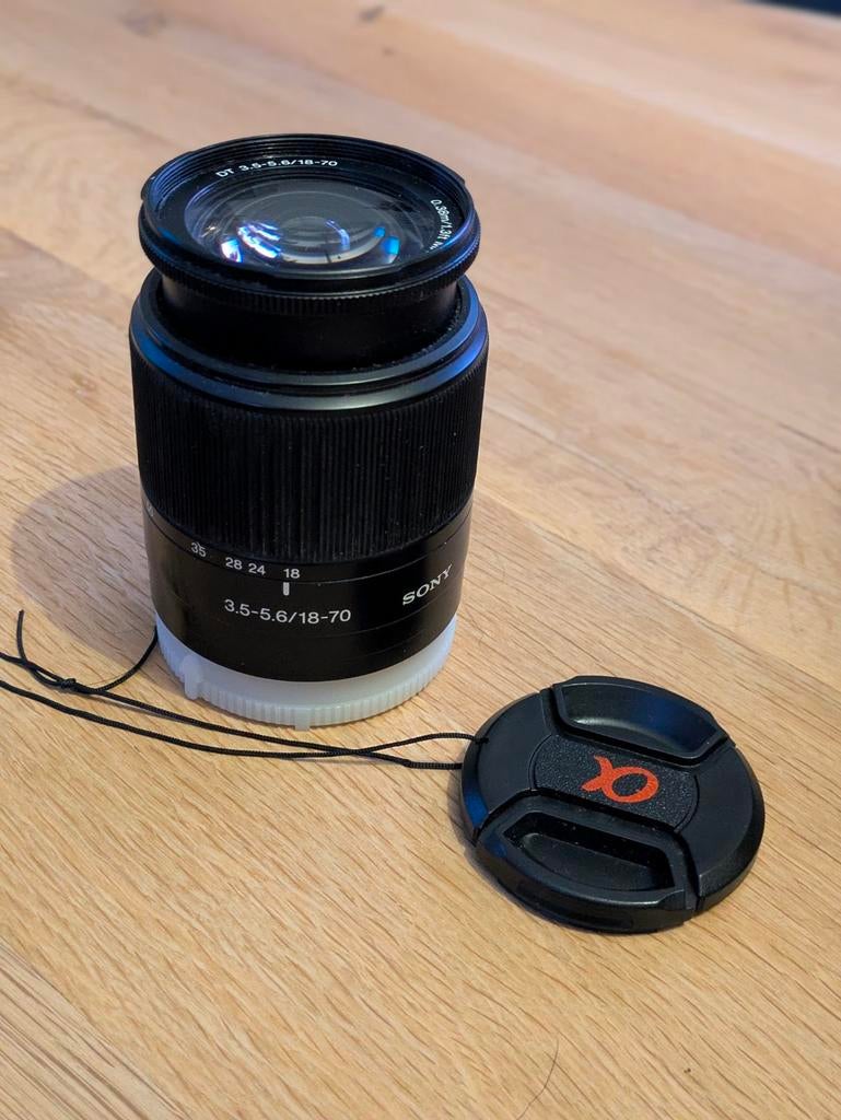 Sony 18-70mm f/3.5-5.6 Lens voor Sony, Ophalen of Verzenden, Gebruikt, Standaardlens, Zoom