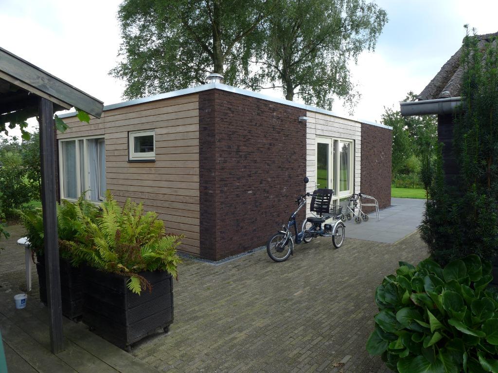 MIVA woning voor mantelzorg in tuin/ ca. €. 450,-- per maand, Huizen en Kamers, Recreatiewoningen te koop, Gelderland, Overige soorten