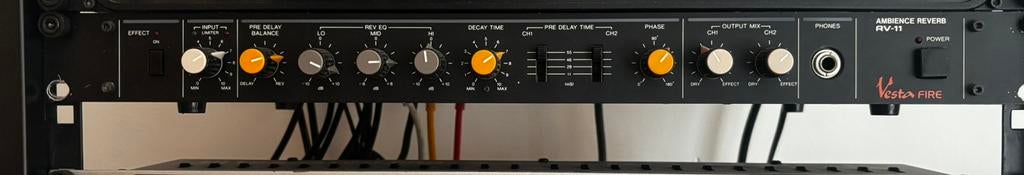 VESTA FIRE RV-11 vintage reverb / delay - zeldzaam, Muziek en Instrumenten, Effecten, Gebruikt, Reverb, Ophalen of Verzenden