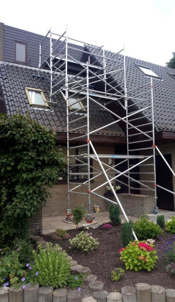 Schilderwerk, stucwerk, houtrotreparaties en nog meer, Diensten en Vakmensen, Schilders en Behangers, Garantie, Behangen