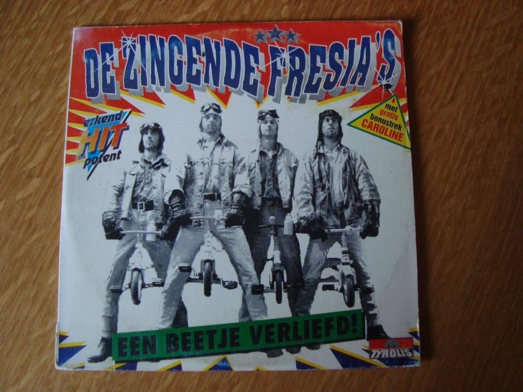 De Zingende Fressia's- een beetje verliefd, Ophalen of Verzenden, Zo goed als nieuw, Nederlandstalig