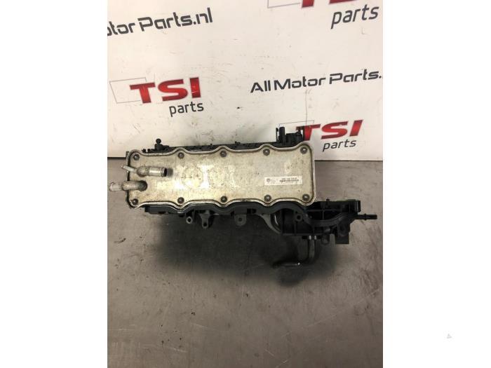 Inlaatspruitstuk van een Volkswagen Golf, Gebruikt, -, Volkswagen, -