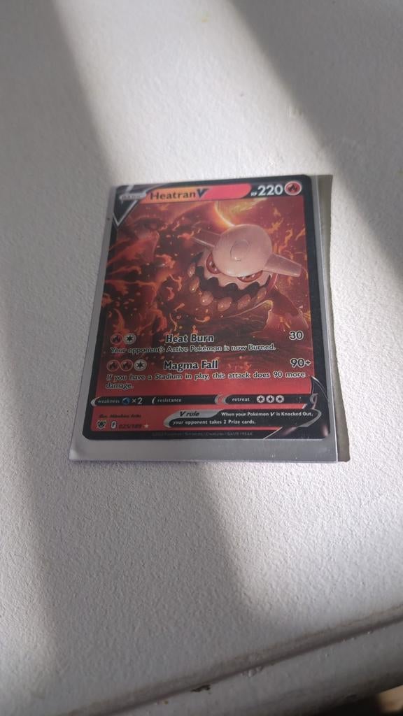 Pokemon kaart met sleeve, Ophalen of Verzenden