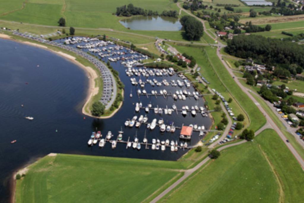 ligplaatsen bij WSV Midden-Betuwe, Watersport en Boten, Ligplaatsen, Herfst, Buiten