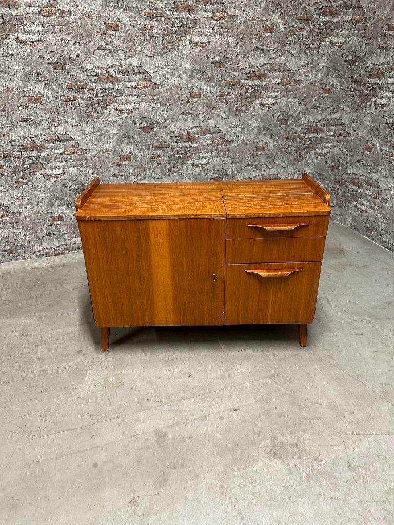 Retro vintage dressoir nr1089, Info@antiekgroothandel.com, 100 tot 150 cm, Ophalen of Verzenden, Zo goed als nieuw