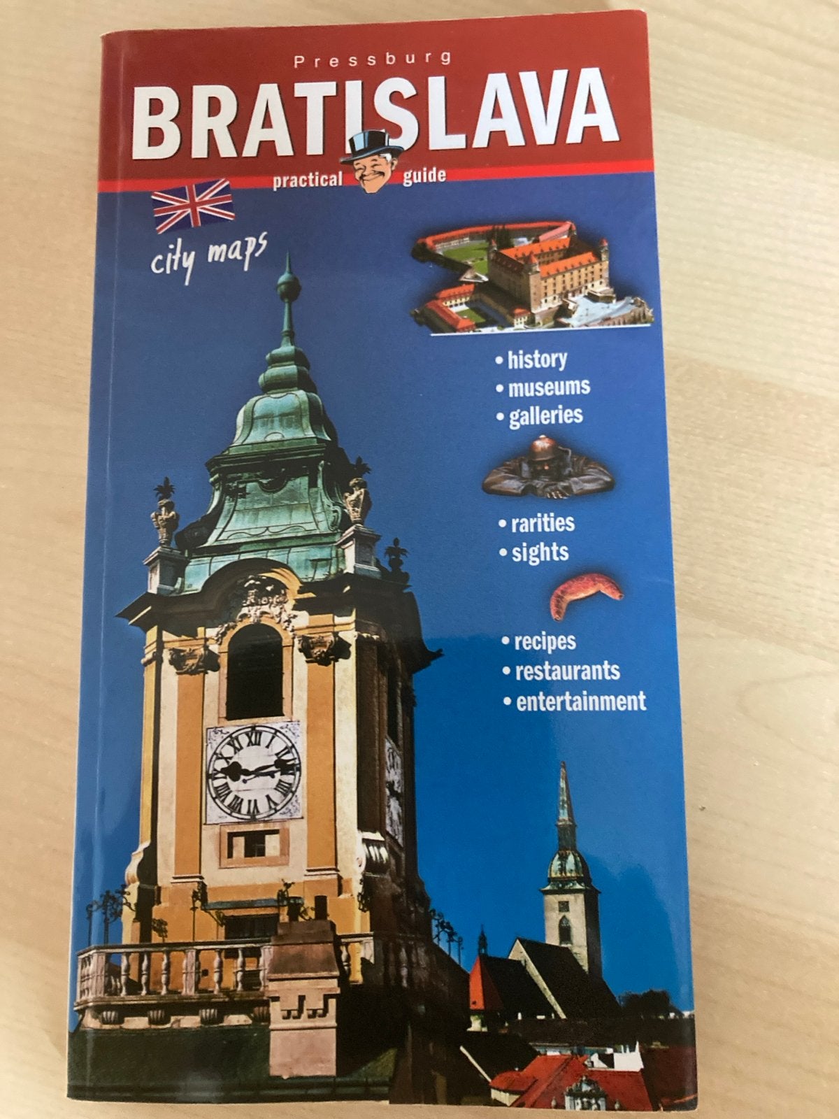 Bratislava praktische gids met stadskaarten, Boeken, Overige merken, Europa, Ophalen of Verzenden, Zo goed als nieuw