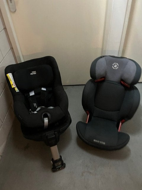 Britax Dualfix en Maxi-Cosi autozitjes, Ophalen, Romer, Gebruikt, Verstelbare rugleuning