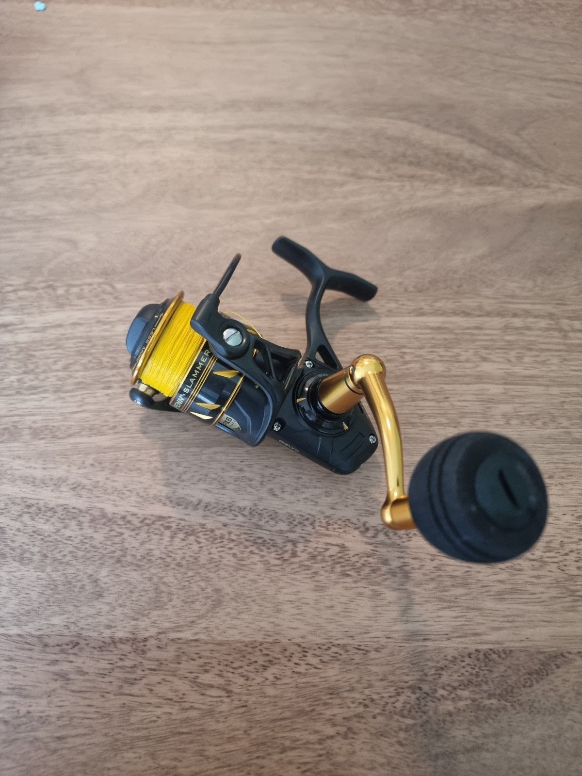 Penn Slammer iv 2500, Watersport en Boten, Hengelsport | Roofvissen, Ophalen of Verzenden, Zo goed als nieuw, Molen