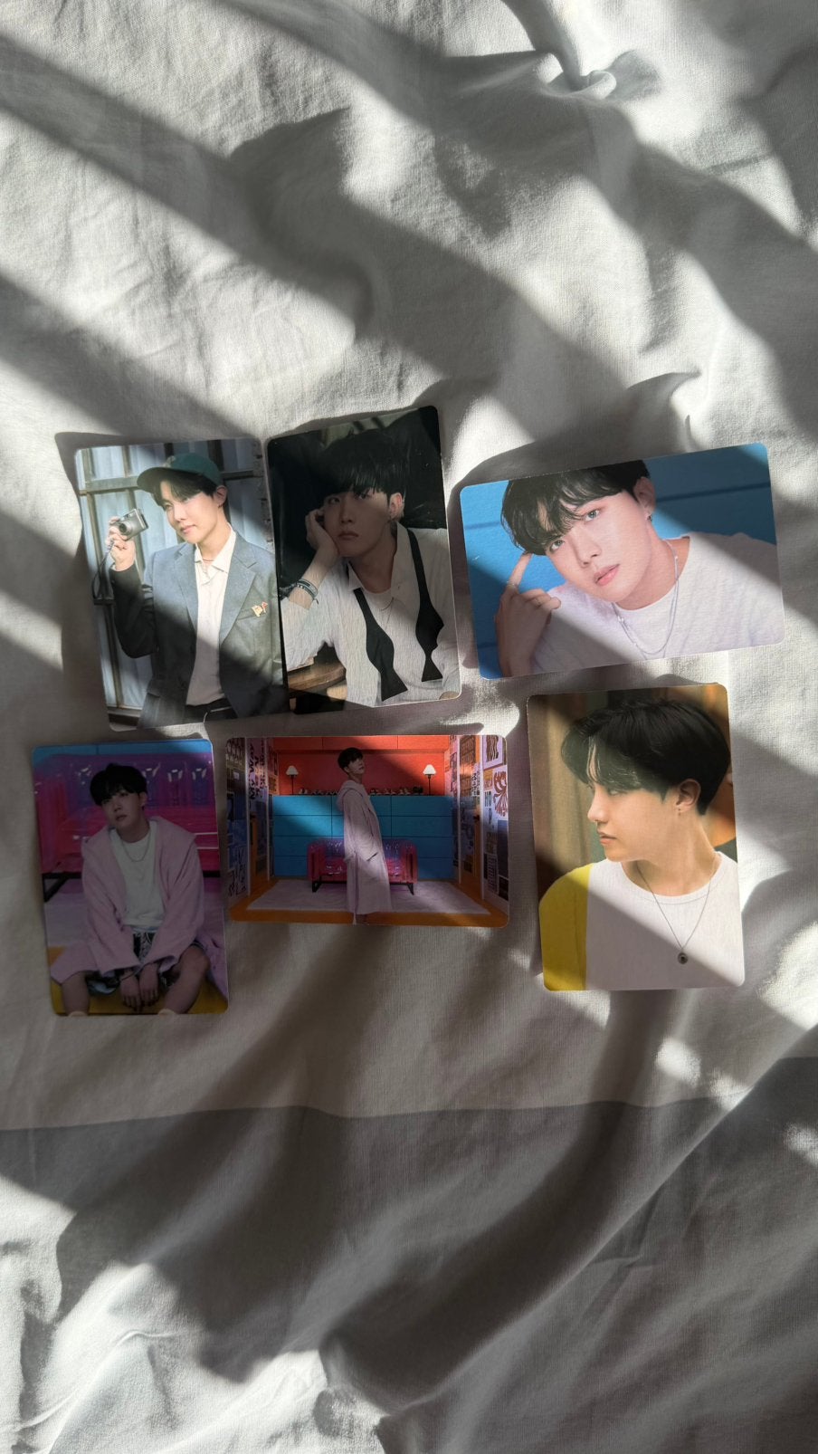 BTS PHOTOCARDS JHOPE, Ophalen of Verzenden, Zo goed als nieuw, Foto of Kaart