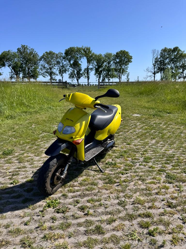 Aprilia rally 70cc mk2 stage6 yasuni R, Ophalen, Tweetakt, Overige modellen, Maximaal 45 km/u