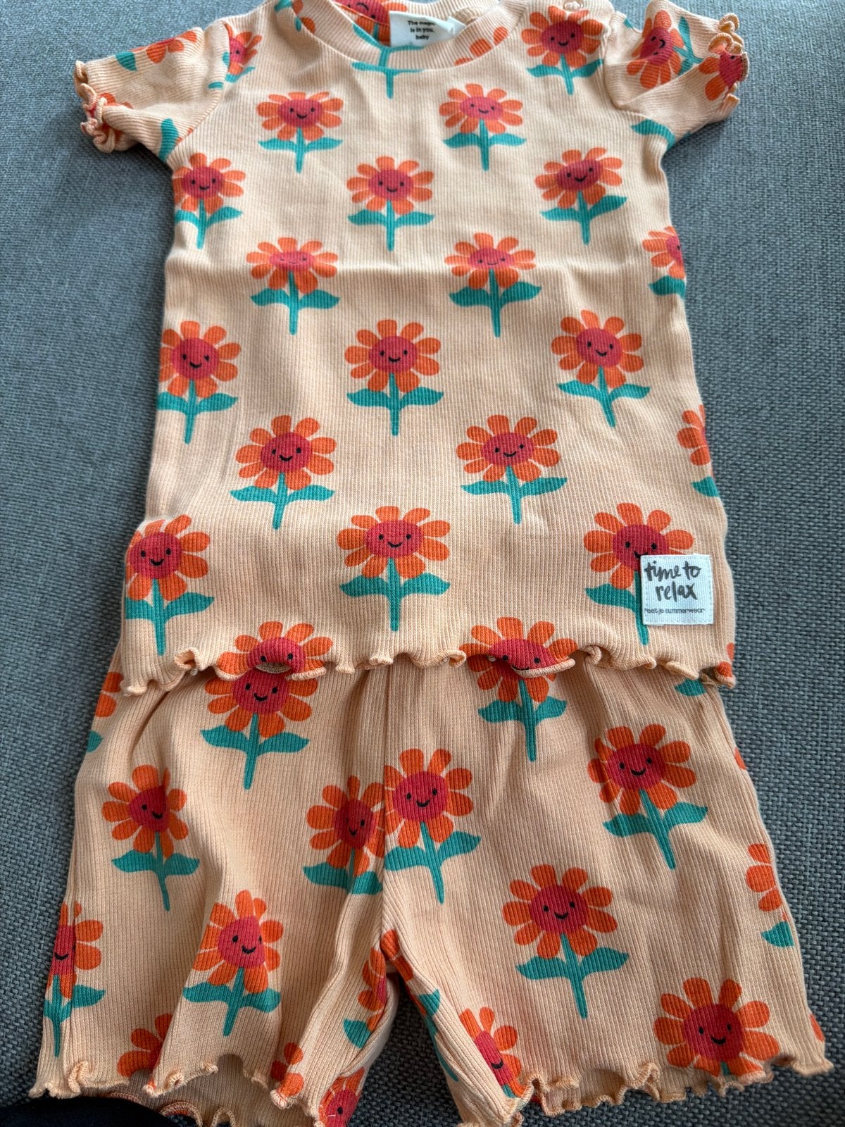 Zomerse pyjama Feetje met bloemenprint maat 74, Ophalen, Zo goed als nieuw, Meisje