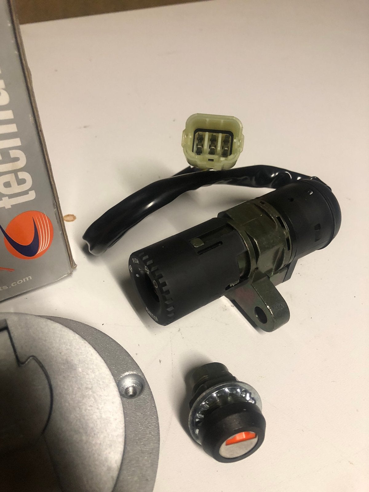 KTM 690/990 Duke Sloten set NIEUW, ., Nieuw, Ophalen of Verzenden, .