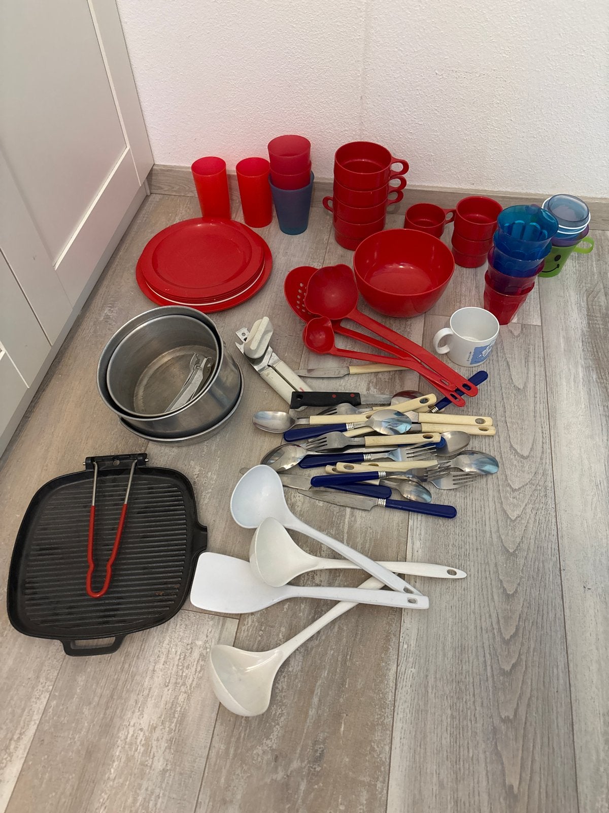 Grote partij keukengerei, servies en pannen voor vakantie, Ophalen of Verzenden, Gebruikt