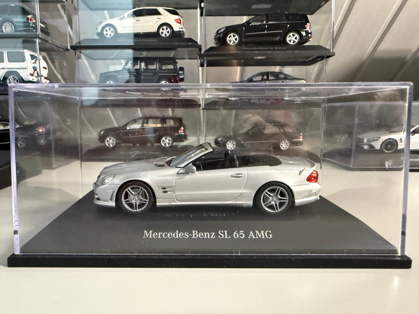 Minichamps 1:43 Mercedes-Benz R230 SL65 AMG 2008 Dealer Edit, Ophalen of Verzenden, Zo goed als nieuw, Auto, MiniChamps