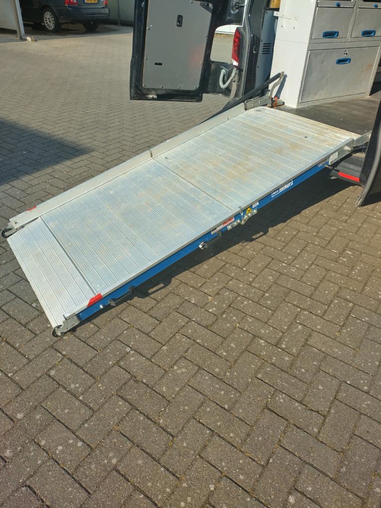 Al-ko rijplaat aluminium opklapbaar 400 kg bj 2017 netjes, Ophalen