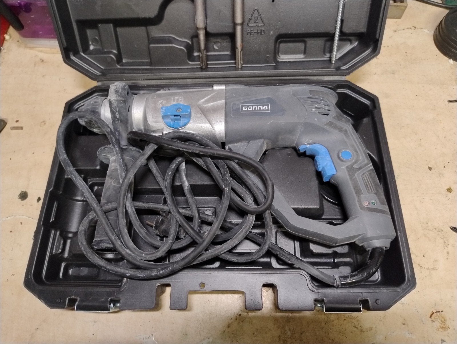 Breekhamer 1050W te huur. Omgeving Ermelo, 600 watt of meer, Boor- en/of Breekhamer, Ophalen of Verzenden, Klopboormechanisme