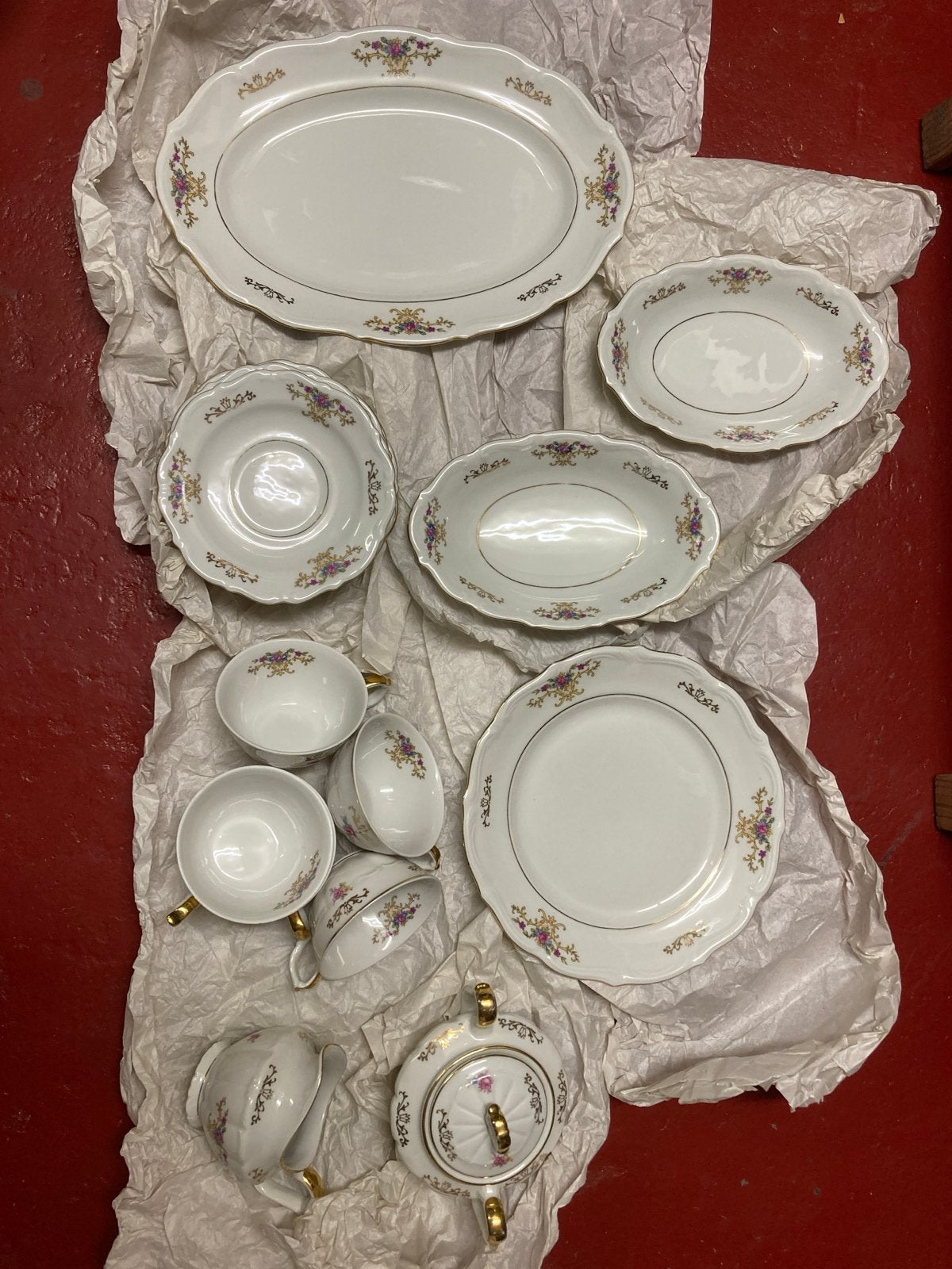 Servies met Bloemmotief en Goud, Ophalen, Porselein, Overige stijlen