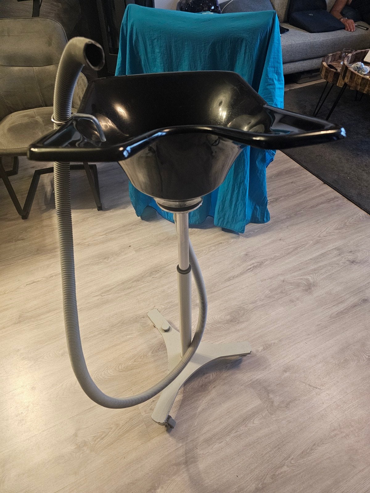 mobiele wasbak kapsalon  verstelbaar met voetpomp, Ophalen of Verzenden