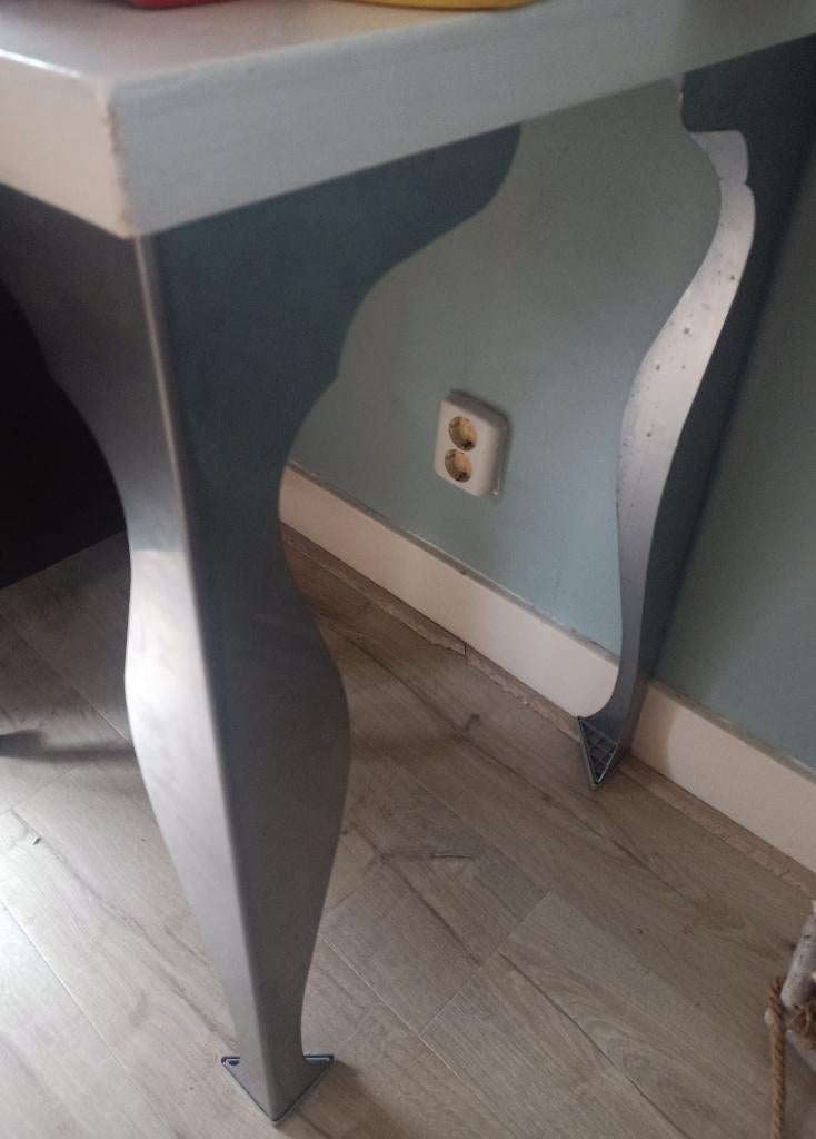 Eettafel landelijk witte tafelblad en metalen poten, Huis en Inrichting, Tafels | Eettafels, Ophalen, Gebruikt, 100 tot 150 cm