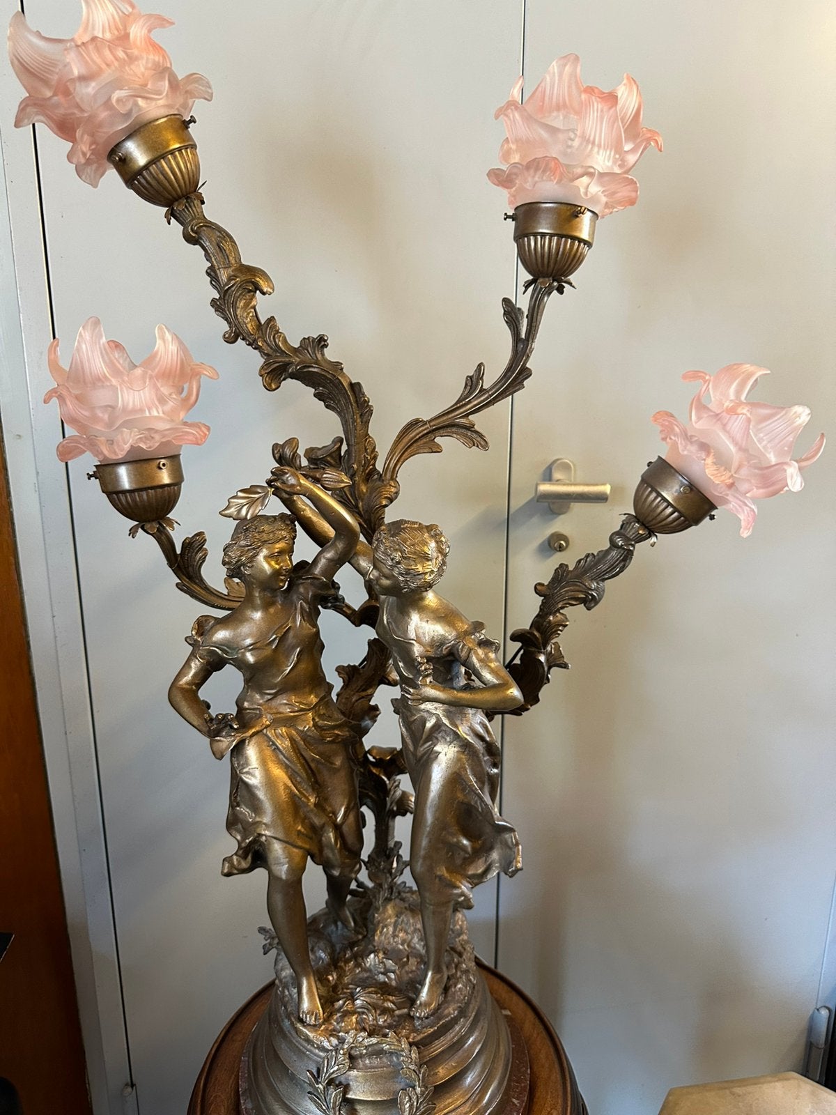 Exclusieve Grote Antieke Bronzen Art Nouveau Tafellamp, Antiek en Kunst, Antiek | Lampen, Ophalen