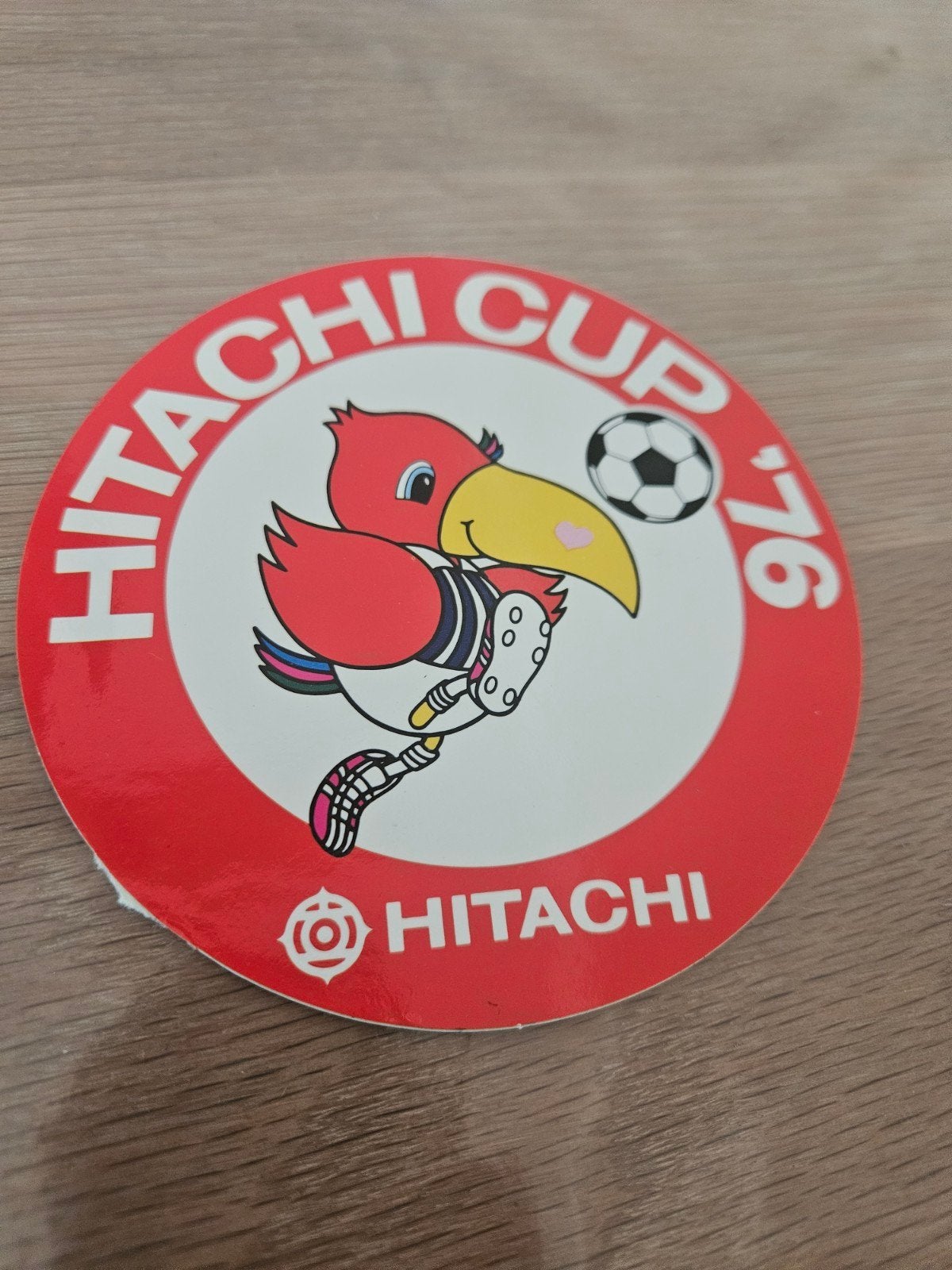 Voetbal Hitachi Cup 1976 sticker, Verzamelen, Ophalen of Verzenden, Zo goed als nieuw