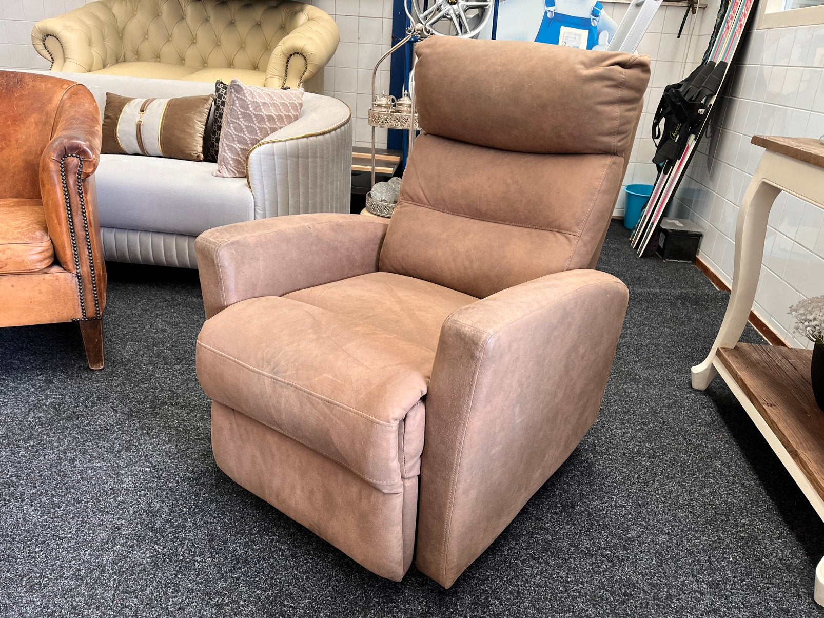 Zeer nette relaxstoel// fauteuil welterusten, Ophalen, Zo goed als nieuw, 75 tot 100 cm
