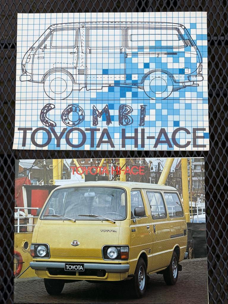 Diverse oude Toyota folders en magazines, Ophalen of Verzenden, Gebruikt