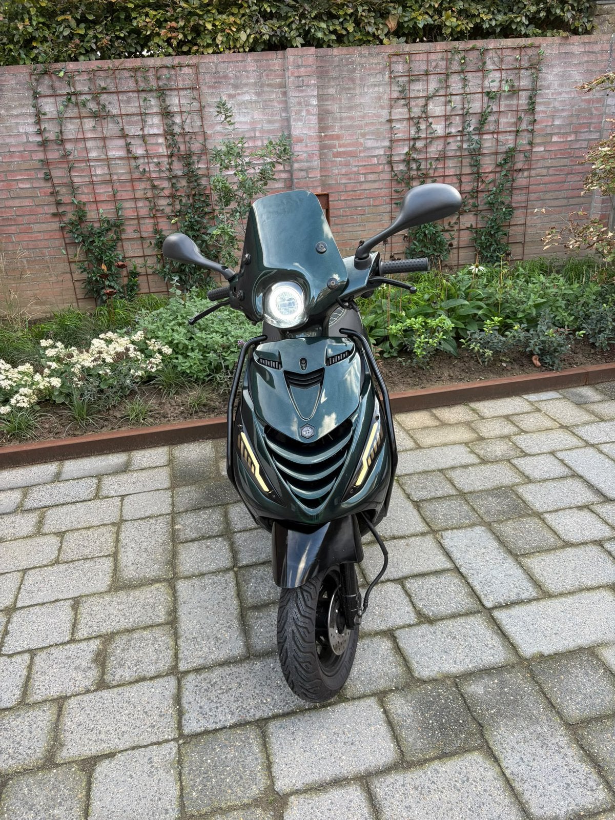 Piaggio Zip carburateur model, Ophalen, Zip, Zo goed als nieuw, Benzine